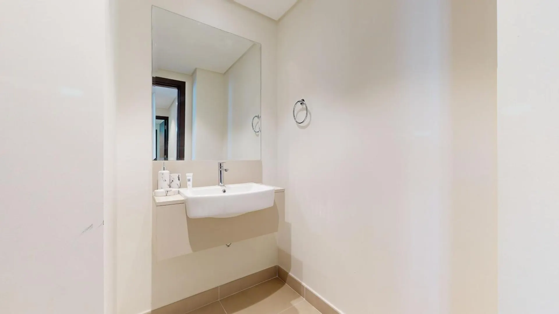 Primestay - Creek Residence North 3Br Plus Maids Dubai Emirati Arabi Uniti